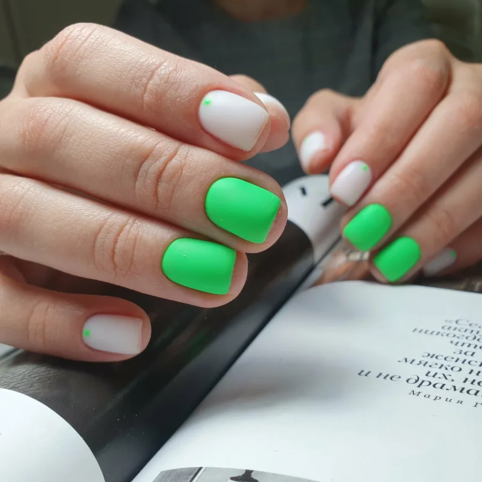 Nails Lili — фото 1
