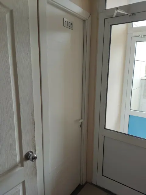 Мастер по маникюру