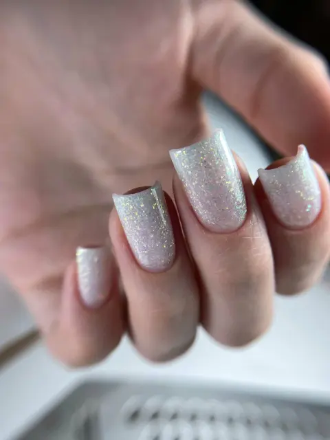 Cosma_nail