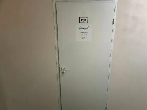 I room art