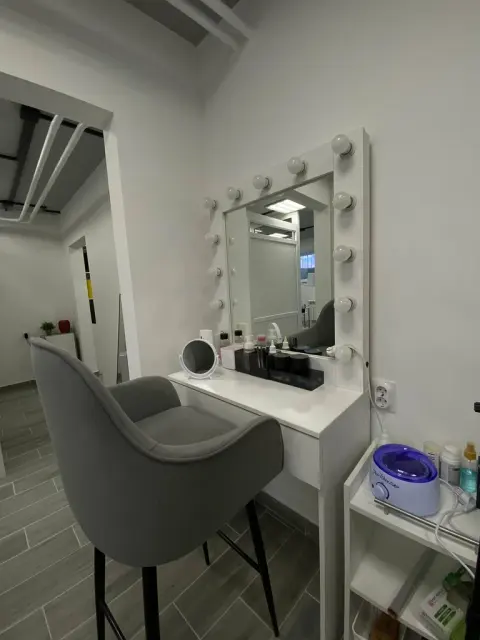 La Beauty Studio