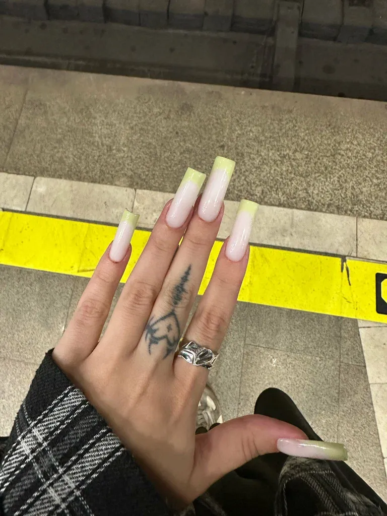 Sisters nails — фото 3