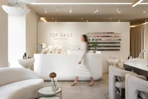 Тор Nails