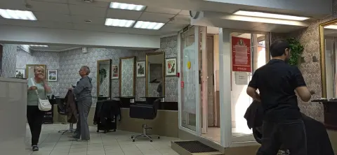 Цирюльникъ