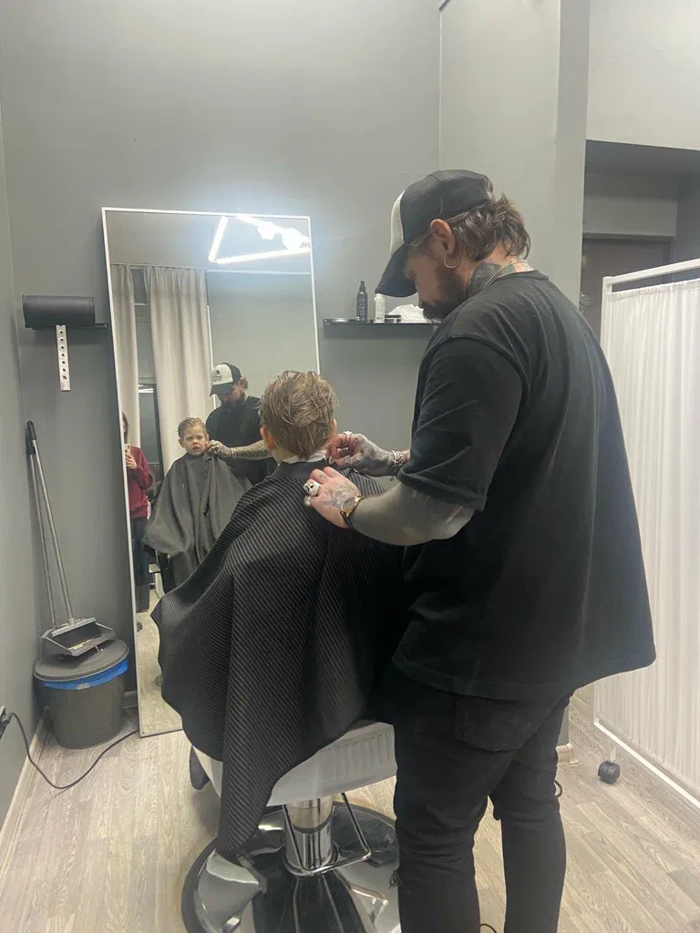 Barber garage — фото 4