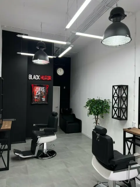 Black Hutor
