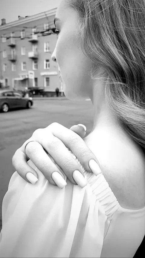 Dusya. nails