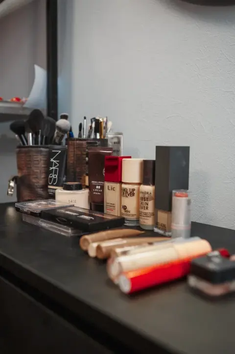 EvcaMakeup