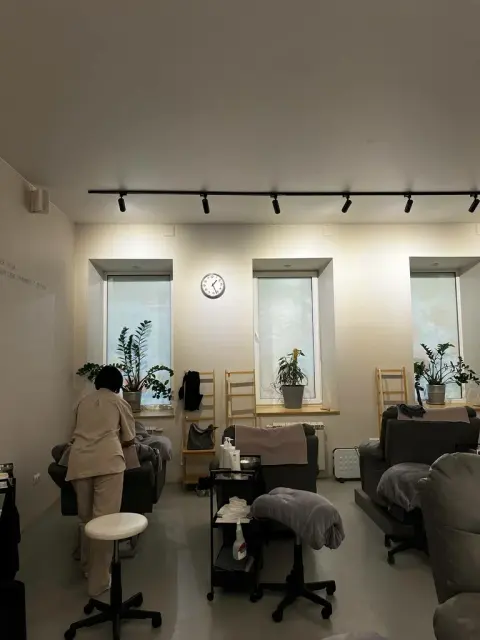 FaceRoom