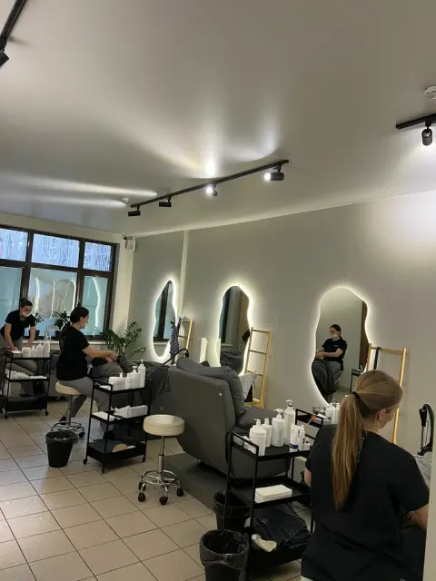FaceRoom