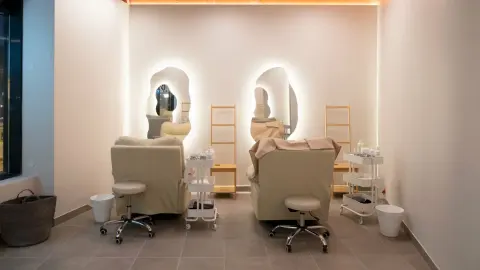 FaceRoom