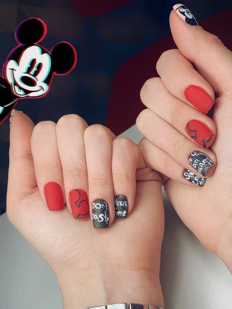 Helga nails — фото 4