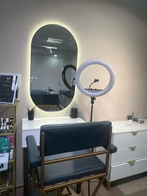 Lash Room by Yana Tishchenko