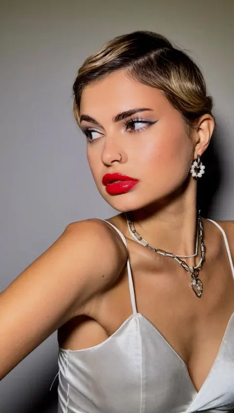 Mednikovamakeup