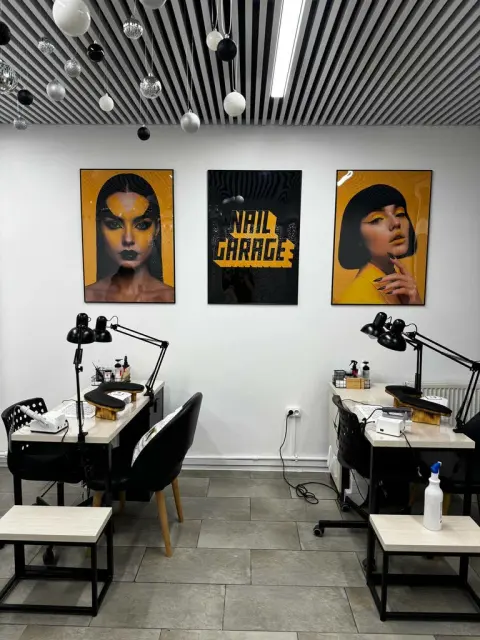 Nail Garage