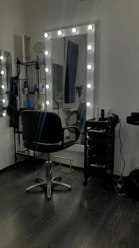 Nail_larko_studio