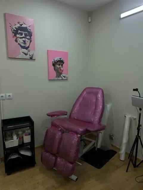 Nails by Kary